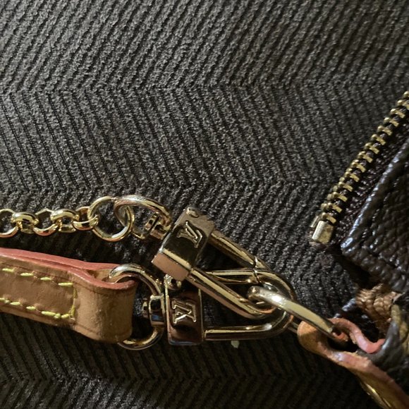 Louis Vuitton Small Purse authentic - Picture 2 of 8